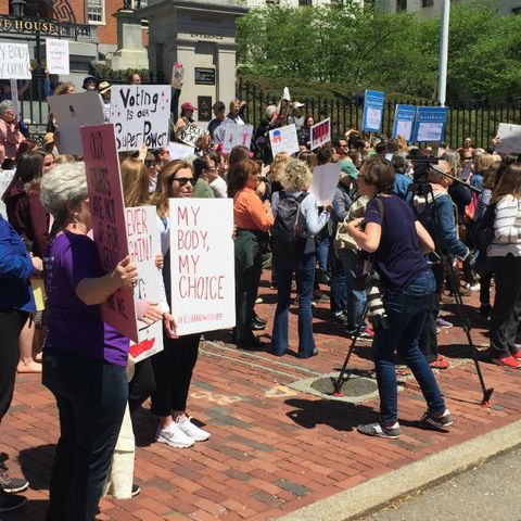 Hundreds Rally For Abortion Rights At State House