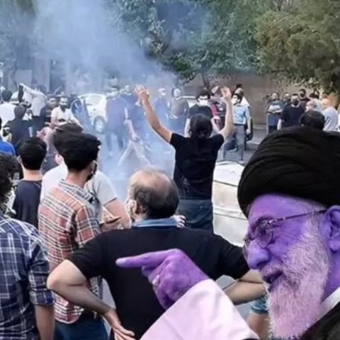 خامنه‌ای؛ شرایط انفجاری، اعتراف و ضدونقیض‌گویی