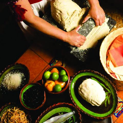Divulgación - 07 - La Tradición Gastronómica de Michoacán - Cultura Comunitaria, Ancestral y Viva