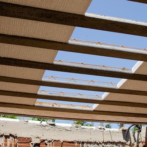 Stylish Pergola Roof Shades