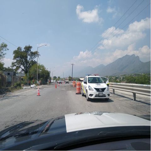 Sigue cerrada la autopista Monterrey-Nuevo Laredo
