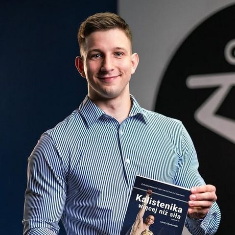 Cezary Dymkowski: „Wszyscy mówili mi: I Ty chcesz zarabiać na tym, że będziesz stał na rękach?” JZW