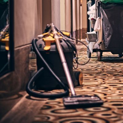 Vacuum Cleaner 3 Hours