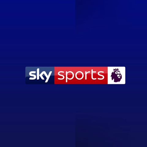 United beat Stoke; Neville roasts Carra and Sanchez latest