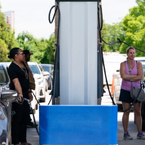 Episode 1301 - Gas Prices Expected to Keep Rising in Wake of Colonial Pipeline Attack