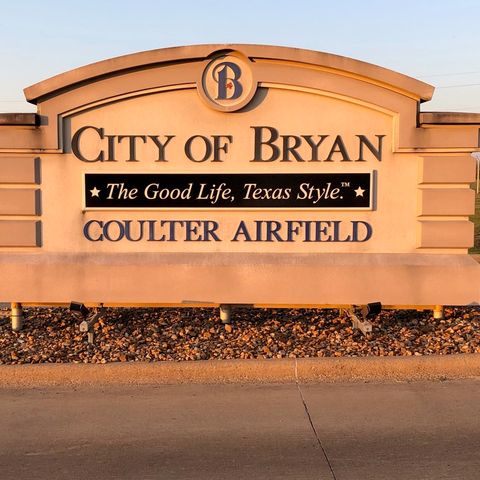 Bryan Business Council asks the city council to approve bond financing to add hangars at Coulter Field airport