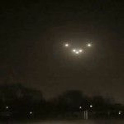 Phoenix Lights and Other UFO Topics with Preston Dennett