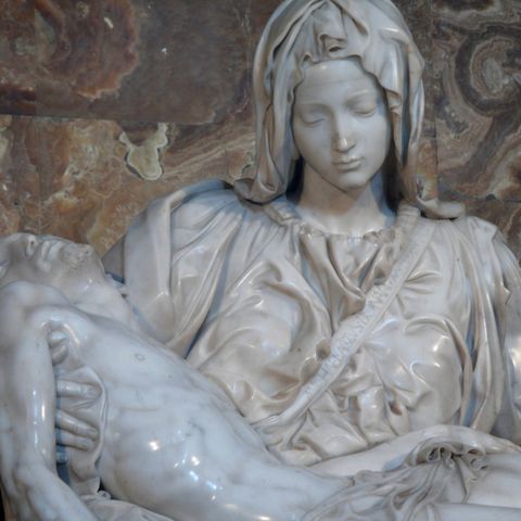 Michelangelo. La Pietà