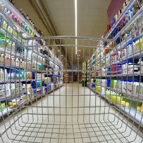 "Il trimestre anti inflazione": la nuova misura del Governo Meloni contro il caro prezzi