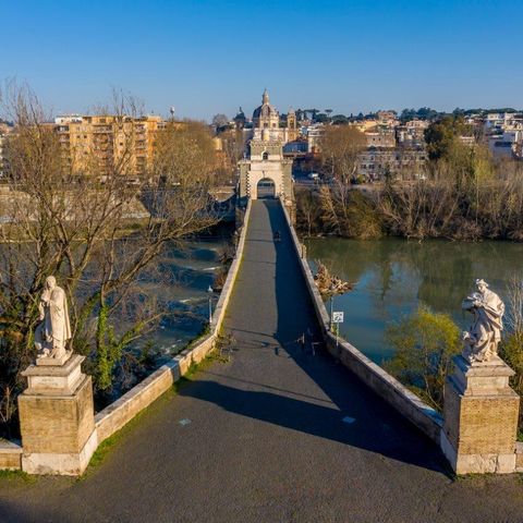 Roma Silenziosa Bellezza - Ponte Milvio - ENG