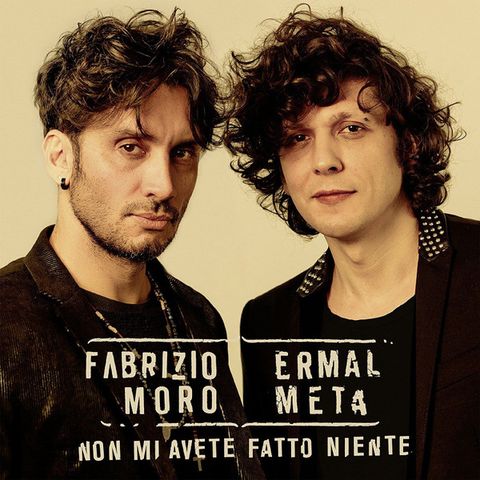 Parliamo di "Non mi avete fatto niente" di Ermal Meta e Fabrizio Moro: respingere l'odio e la violenza con il coraggio e la speranza.