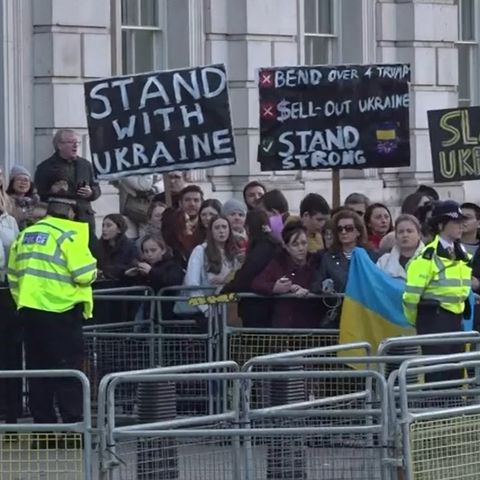 Ucraina, vertice a Londra in un clima di emergenza. Meloni chiama Trump