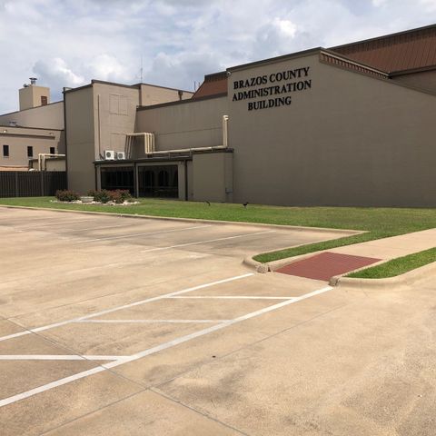 Brazos County commissioners receive results of a feasibility study to renovate the administration building
