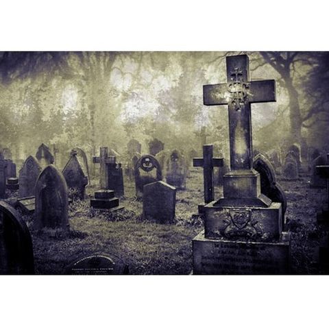 "Había un hombre que vivía junto a un cementerio" by M. R. James