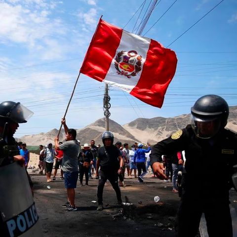 Te explicamos el origen de la crisis política en Perú