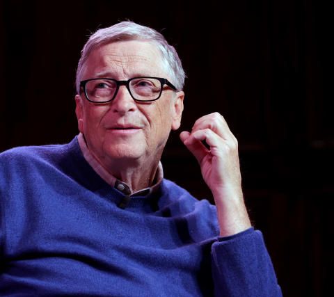 BILL GATES GIVES FORTUNE AWAY - perish the thought, he's mad