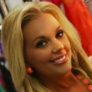 Victoria Hughes of US Universal Pageants