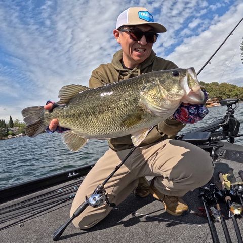 Tackling the Latest in Bass Fishing: Insights and Trends with Alex Mei from Tackletour.com