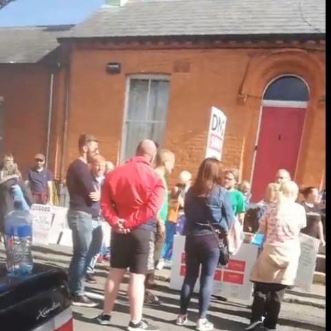 Adrian & Jeremy say people who protested outside Leo Varadkar’s house should be power-hosed!!