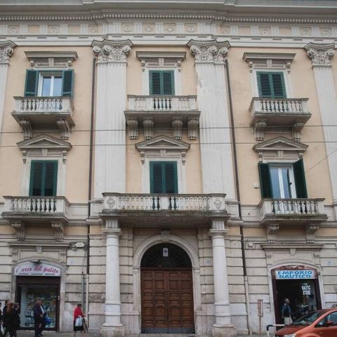 Teatro Cammarano • Bari