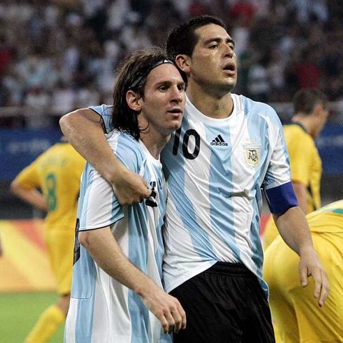 Messi & Riquelme Fábula