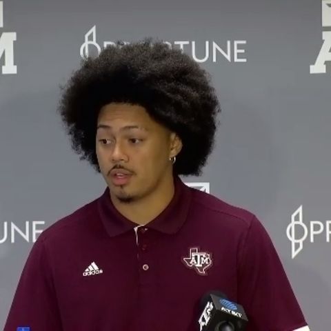 Texas A&M Linebacker Anthony Hines III