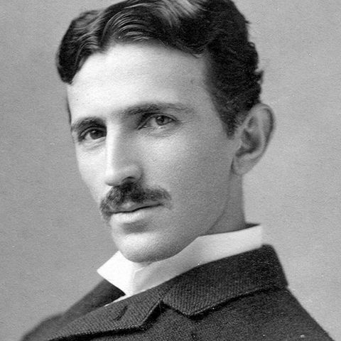 Nikola Tesla - Lampo di Genio