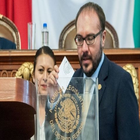 La Sección Instructora de la Cámara de Diputados aprobó iniciar proceso de desafuero contra el diputado, Mauricio Toledo