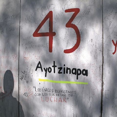 La CoVAJ-Ayotzinapa presentará una denuncia ante la FGR por la filtración del expediente a un diario de circulación nacional