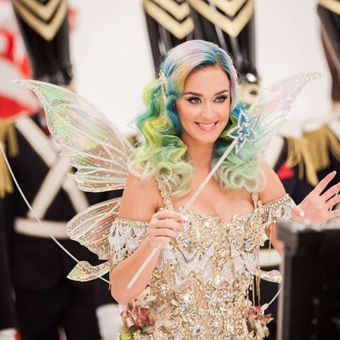 KATY PERRY-CLONE OR JUST SOULESS-ENTIRE BREAKDOWN!!