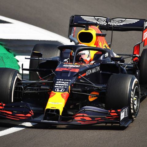 Max Verstappen reina sobre los Mercedes en el GP 70 Aniversario | Ep 22