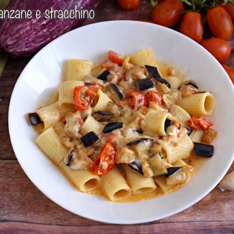 Pasta melanzane e stracchino