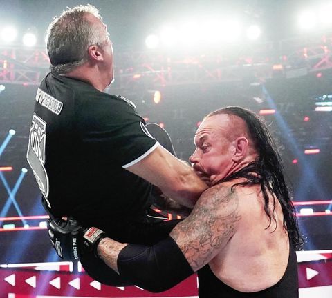 Full Stomping Grounds & RAW Review - Undertaker Returns
