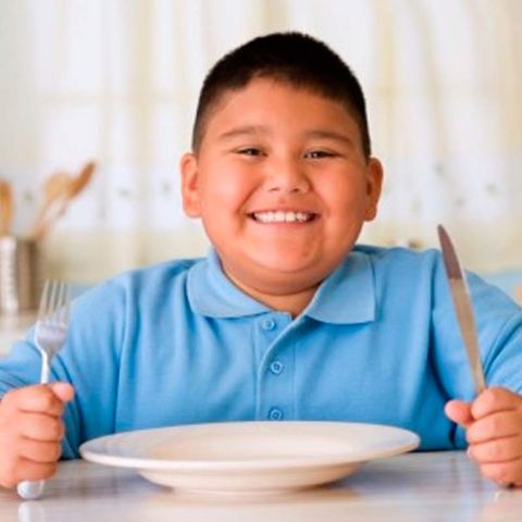 Nutrición: ¿Qué hacer si mi hijo tiene sobrepeso?