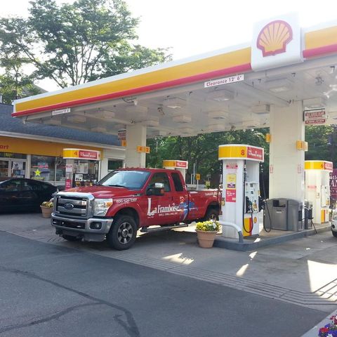 Clerk Shot During Robbery At Cambridge Gas Station