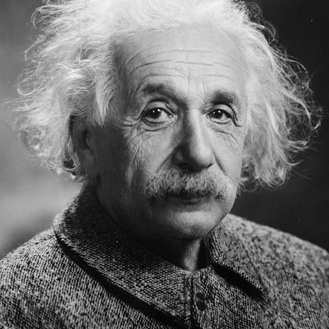 Theory of Relativity Explained using AI as Einstein