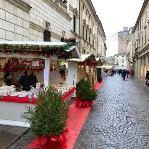 Natale a Vicenza, iniziative al via il 29 novembre con un videomapping “palladiano” in piazza dei Signori