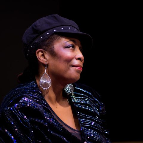 Elnora Spencer live at the Black Box Theater