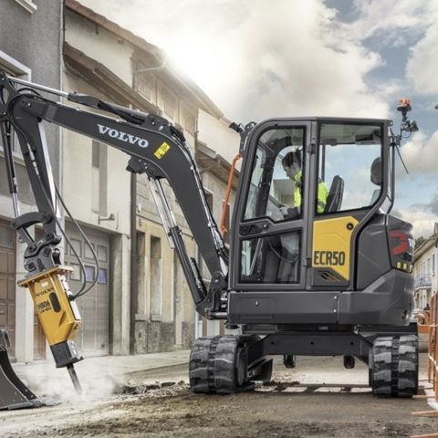 Ascolta la news: Nuovo escavatore Volvo ECR50 di generazione F