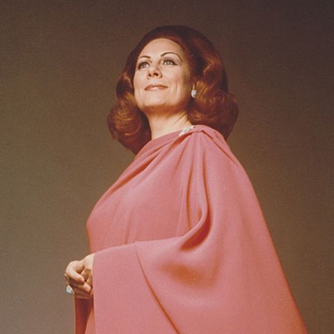 Tutto nel Mondo è Burla Estate  - stasera all'opera Renata Tebaldi 15 novembre 1975  Napoli - Teatro di San Carlo: “Recital”