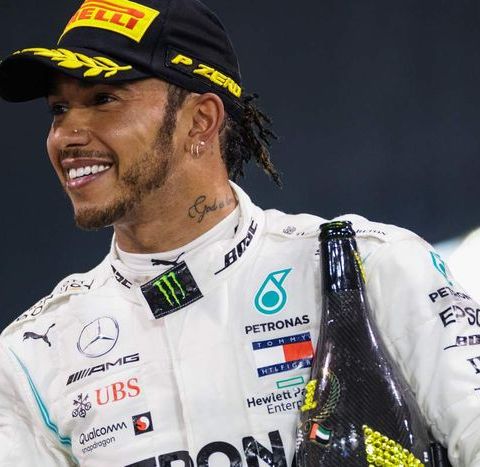F1, è ufficiale: Hamilton in Ferrari dal Mondiale 2025