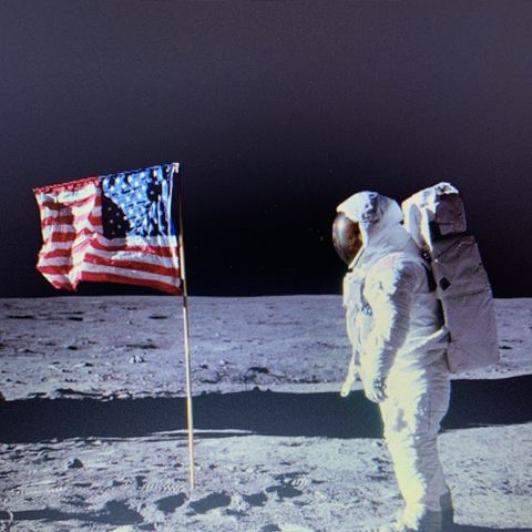 Facts you didn‘t know: The Moon landing never happened