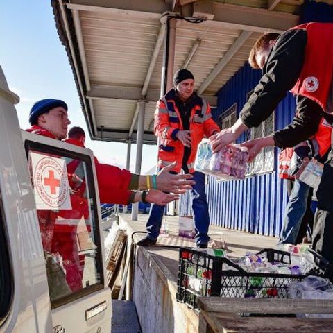 Croce Rossa, Rosario Valastro: «In Ucraina diamo aiuto a chi ha bisogno rimanendo neutrali»