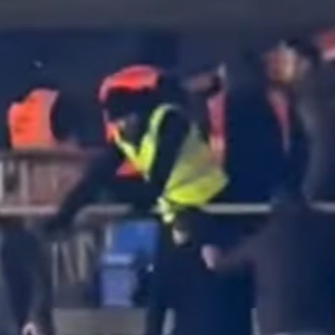 S41E12: The Story Of The Lone Millwall Fan That Attempted To Take On A Bunch Of Palace Supporters