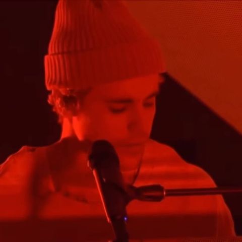 Justin Bieber Changes (Acoustic) Live Ellen