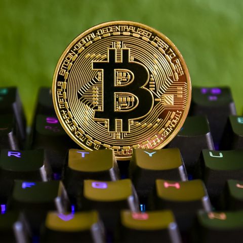 Off the Blockchain with Dr. Sandra Johnson