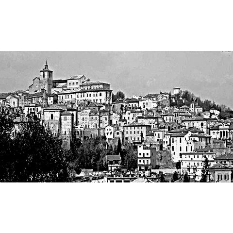 Penne città del mattone (Abruzzo - Borghi più Belli d’Italia)