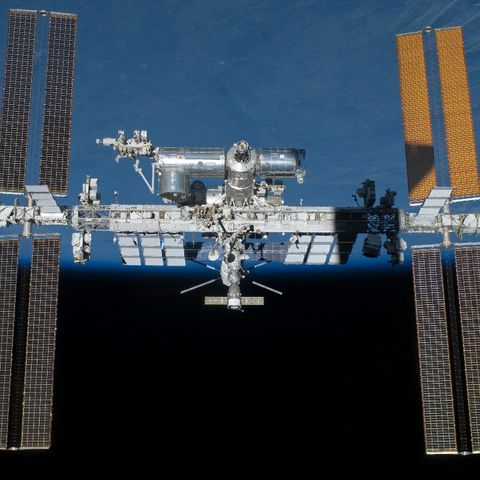 Space Policy Edition: A Commercial Future for the Space Station?