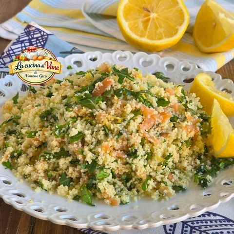 Cous cous con salmone rucola e limone