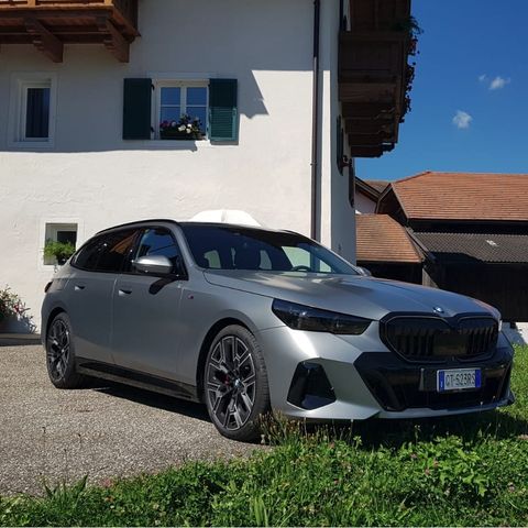 BMW 520d xDrive Touring – Diesel? Scelta vincente!